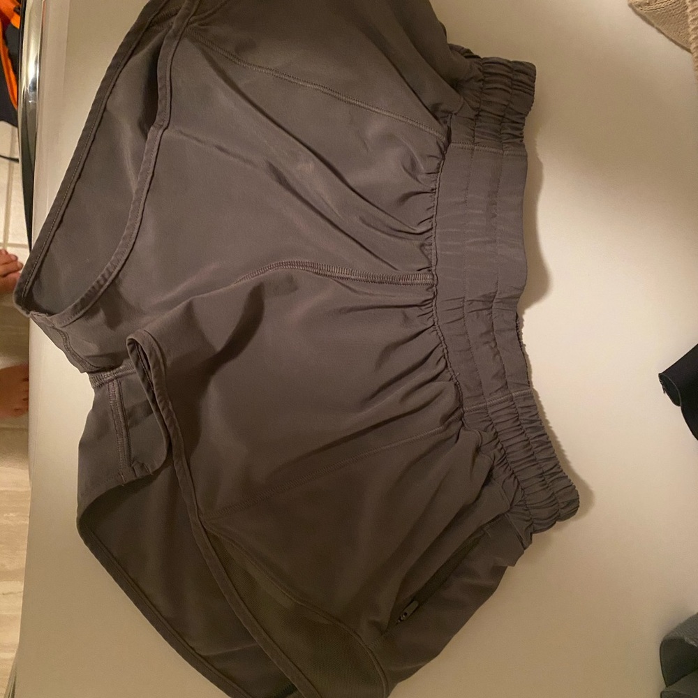 Lululemon Hotty Hot Short 2.5”
